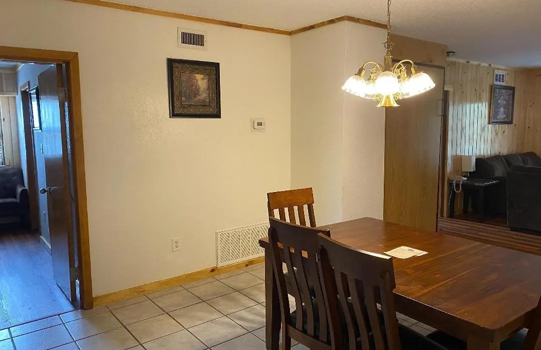 Zoders Inn And Suites-1